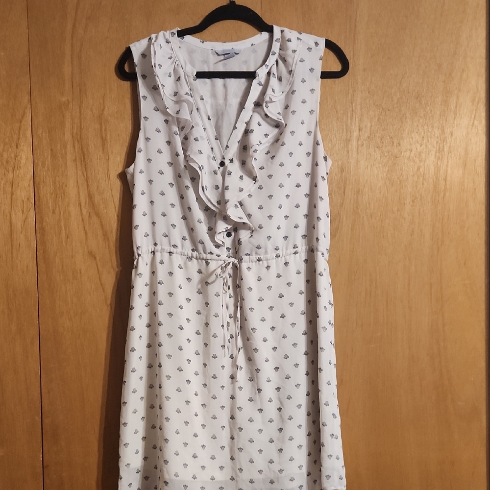 H&M White Sleeveless Dress with Ruffle Accents
